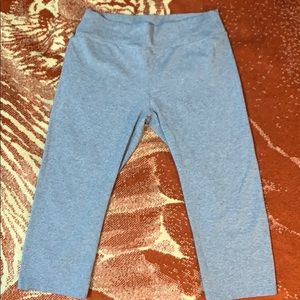 Gray Yoga Capri Crops Women’s XL